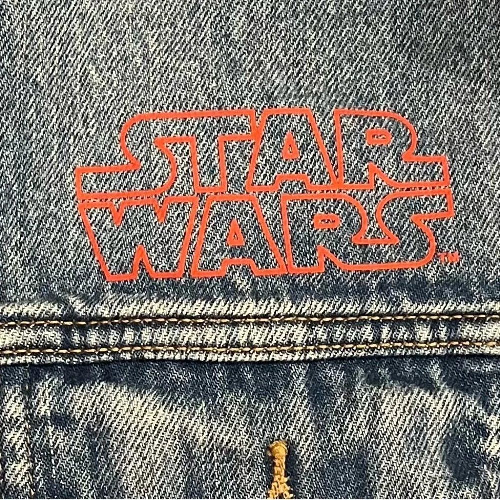 Star Wars × Levi’s R2-D2 Denim Trucker Jacket Large Unisex - Picture 5 of 16